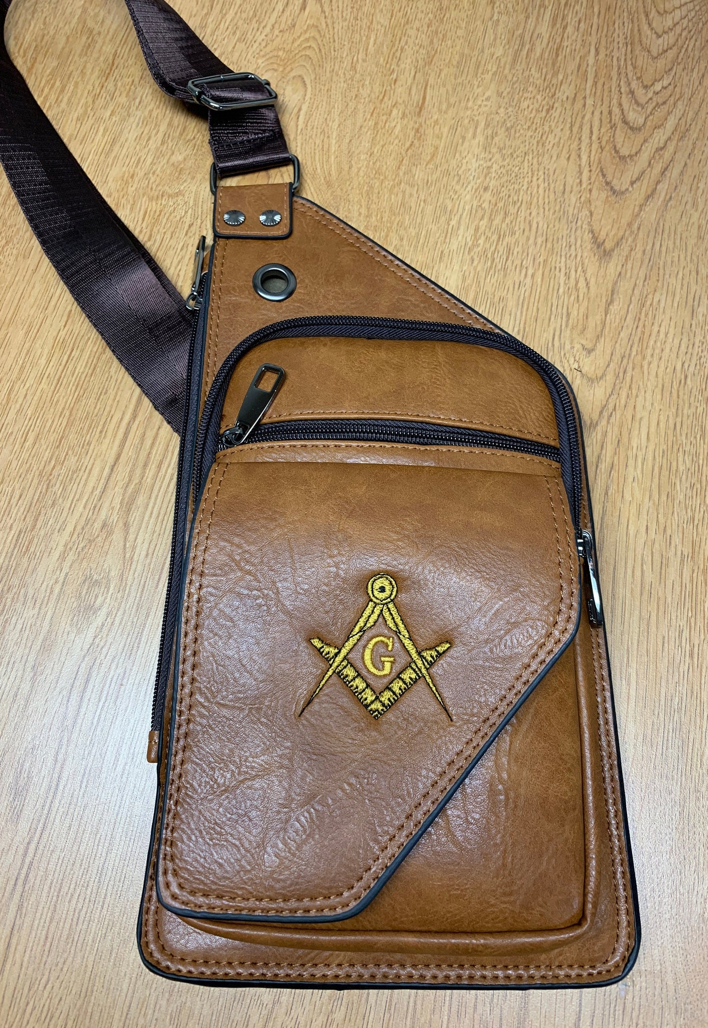 Men's Mason Sling Bag